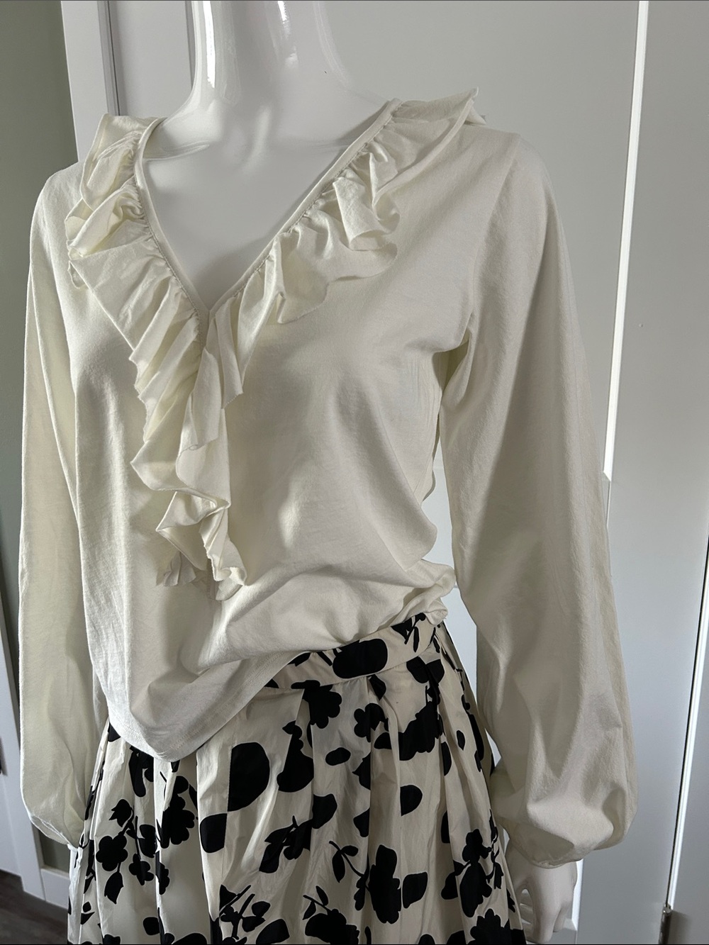 NATION LTD Giorgio Flouncetop in Porcelain | Size Small | New With Tags - Picture 6 of 16
